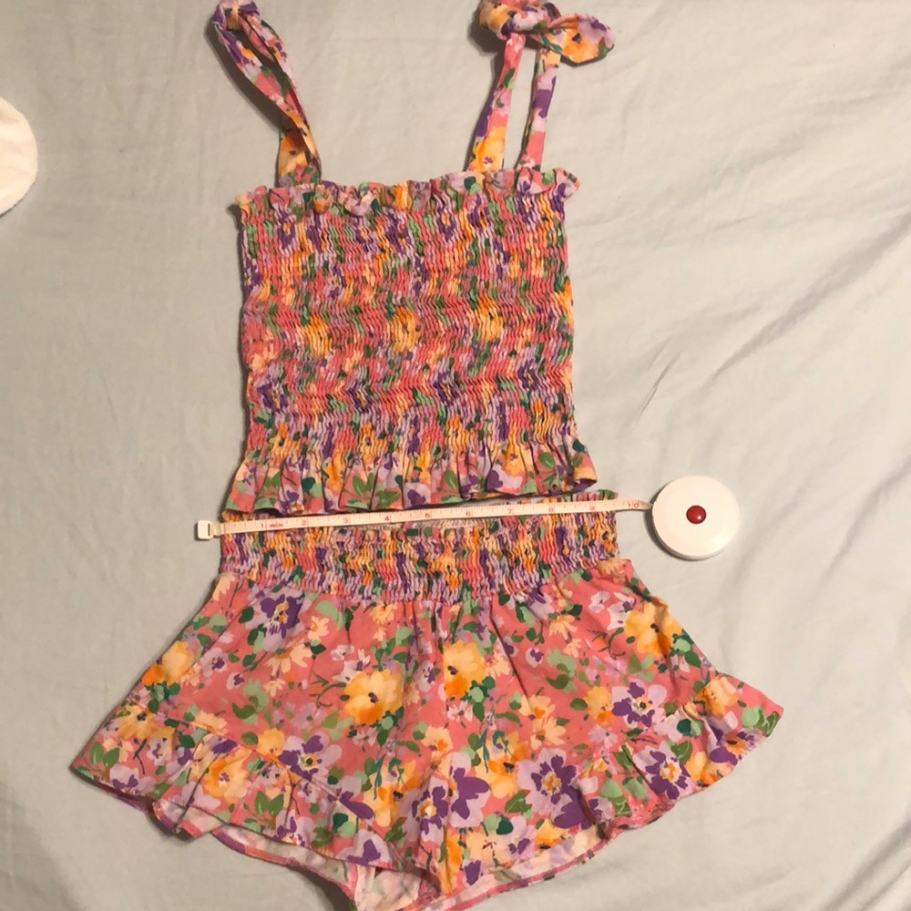 Peixoto smocked floral short set Size XS. Excellent condition.